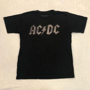 AC DC Spell out Live Nation Merchandise Black Rock Band Concert Shirt Men’s M.
